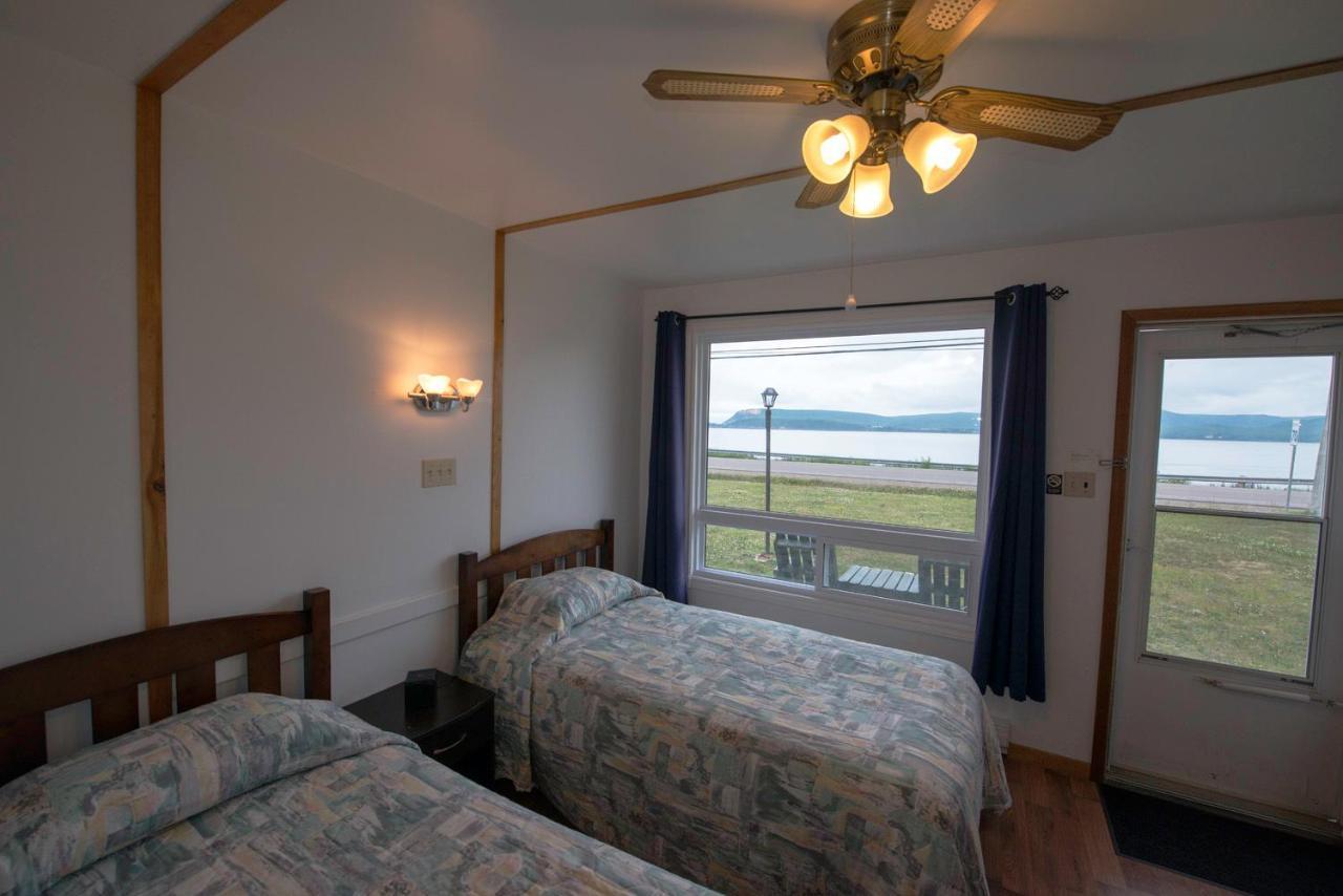 Sea Breeze Motel Ингониш Экстерьер фото