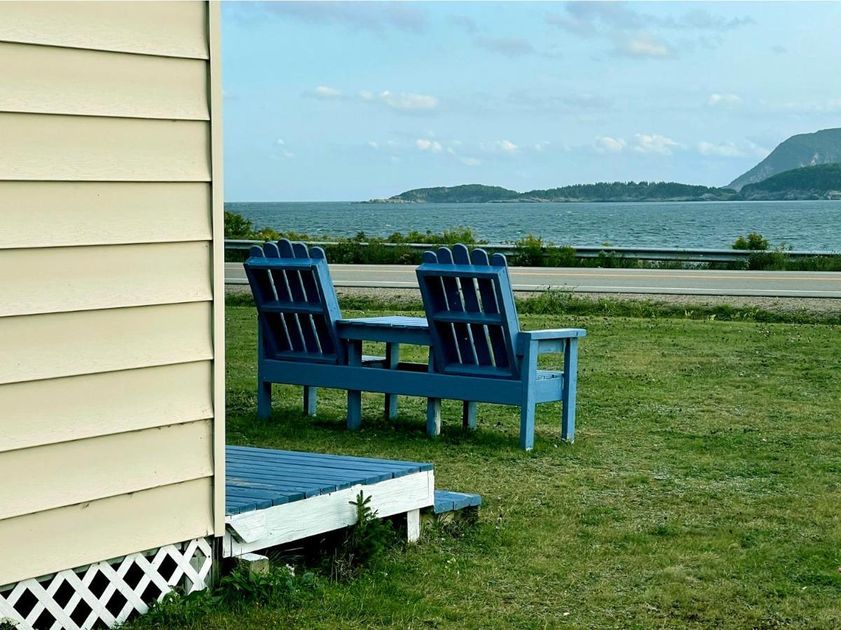 Sea Breeze Motel Ингониш Экстерьер фото
